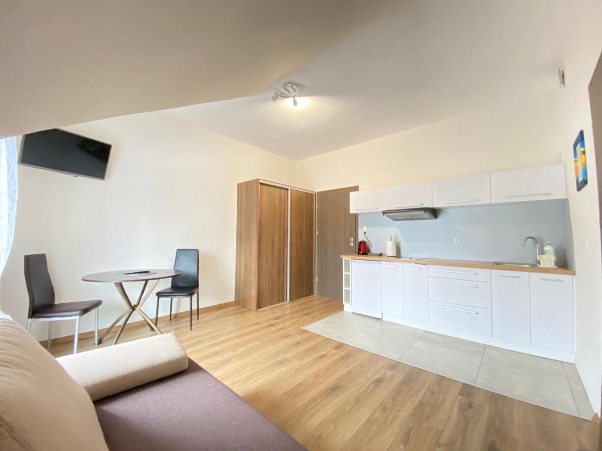 Dom Nad Brennica Pokoje I Apartamenty 브렌나 외부 사진